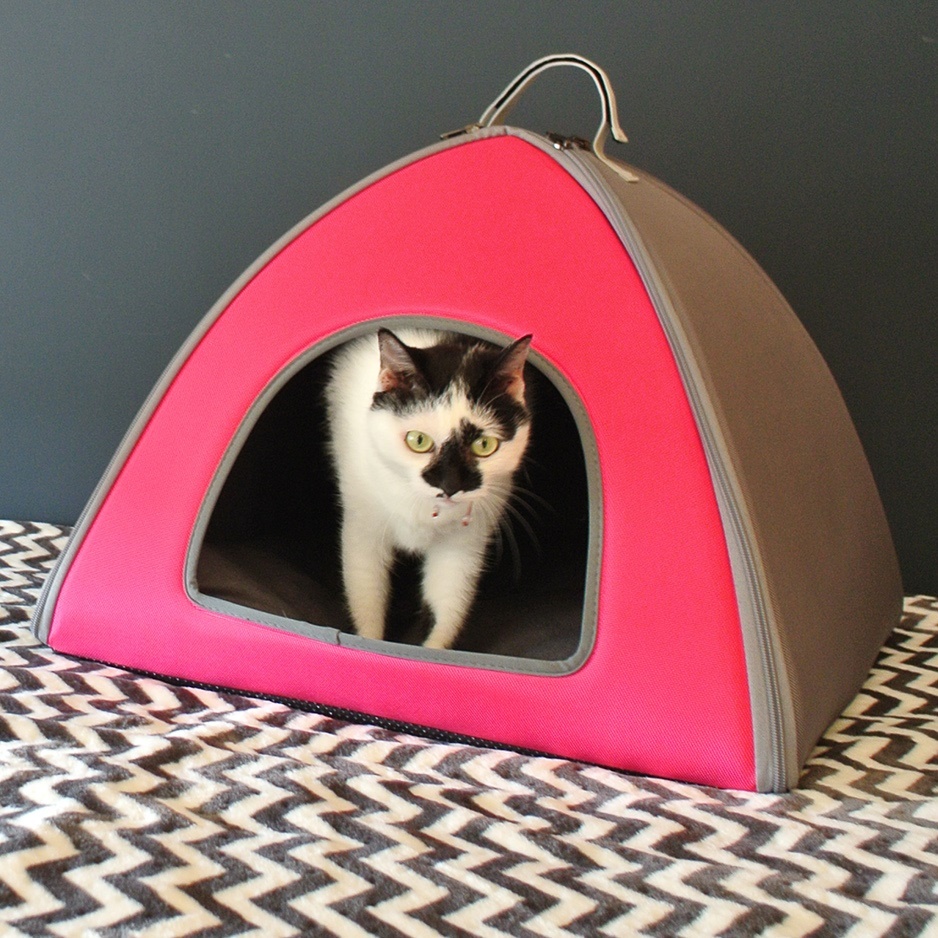 Ibiyaya Little Dome Plush Pet Tent Cave Bed for Cats and Small Dogs image 0