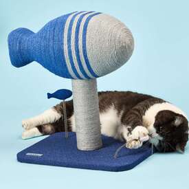 Petkit Sisal & Carpet Cat Scratch Post with Toys - Flying Fish image 0