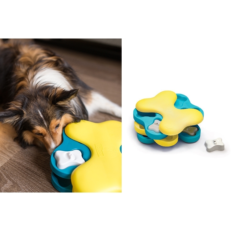 Dog Tornado Interactive Treat Puzzle Dog Toy, Blue