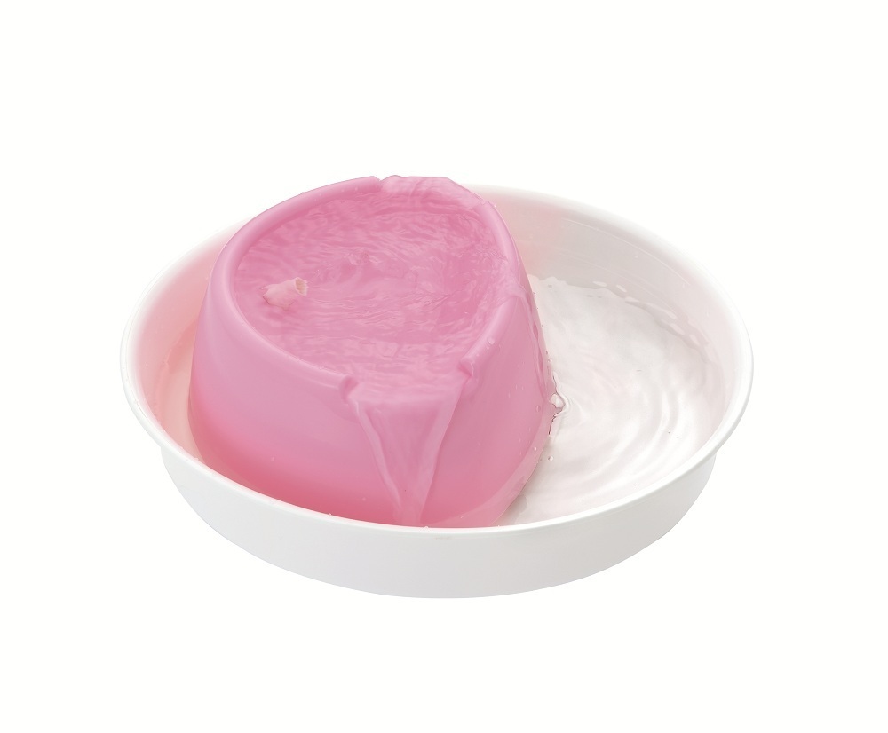 PETCO Cat Water Fountain Plastic Pink